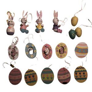 Vintage 17 Mini Easter Wood Wooden Hanging Ornaments  Pastel Colors #2521-1